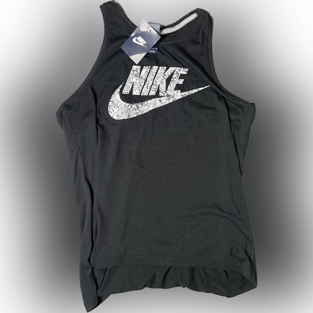 𝅺NWT Nike Tank